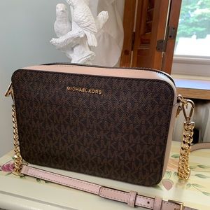 Michael Kors Crossbody